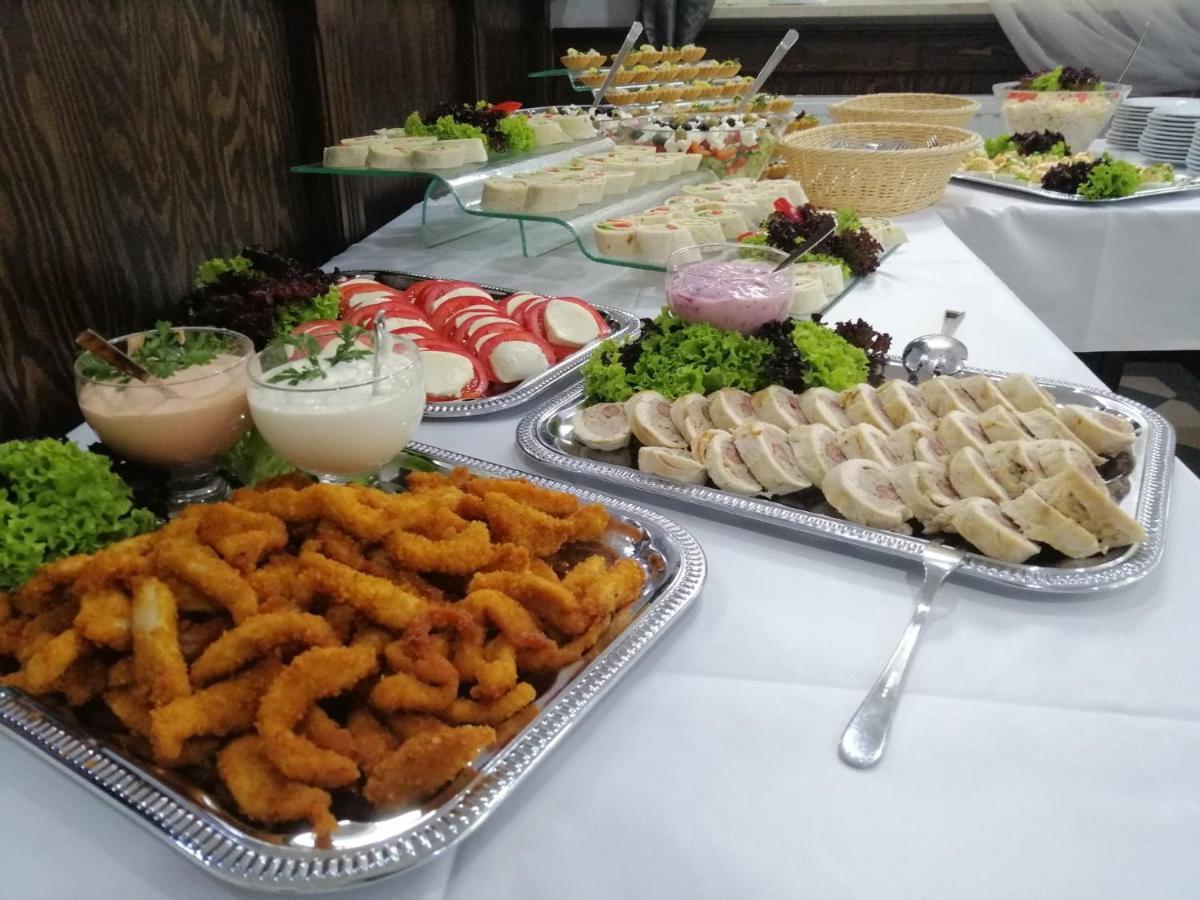 Centrum "Arka" Ράντομ Εξωτερικό φωτογραφία